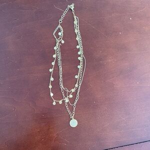 NWOT Elegant Gold Layered Necklace
